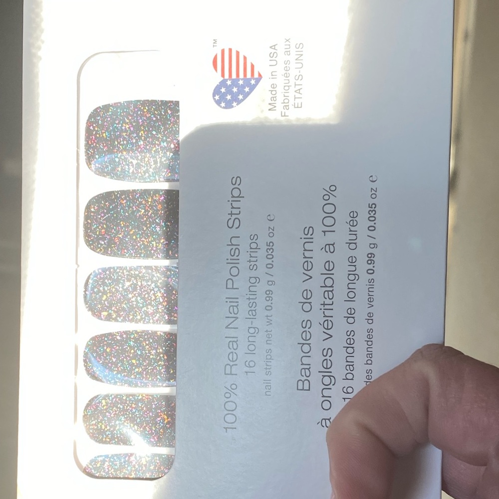 Gleam on color street nail strips